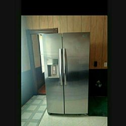 Refrigerator must pickup 
