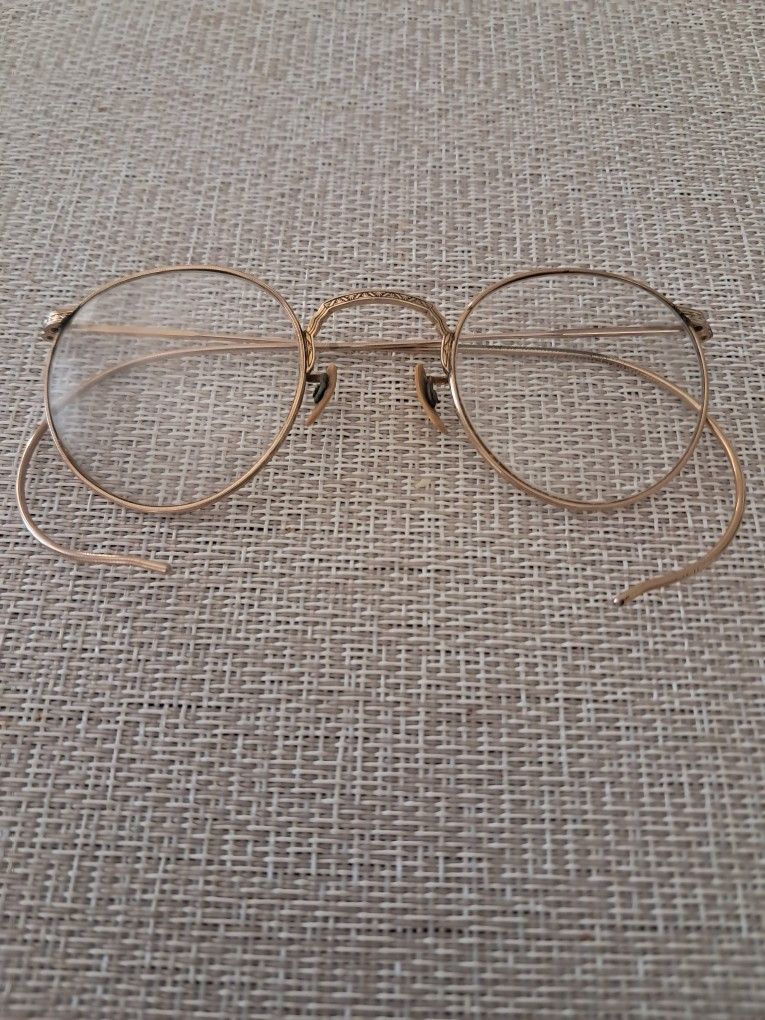 Vintage 1/10 12k Gold Filled Eye Glasses Hibo
