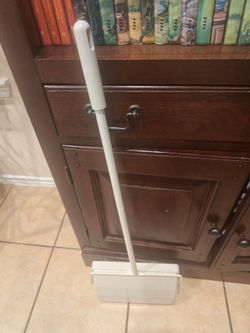 Manual sweeper broom works like a "vacuum" heavy duty metal