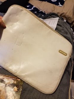13 inch laptop case "Incase"
