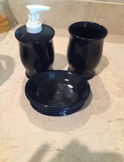 Brand new! Ceramic Bath set