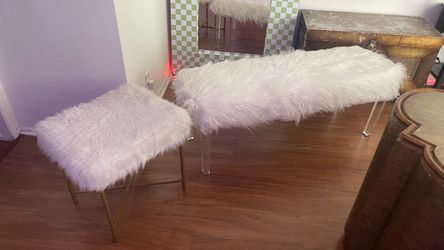 White fur bench and a matching stool