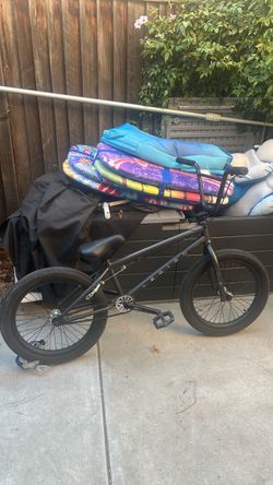 Mongoose 20 inch BMX bike