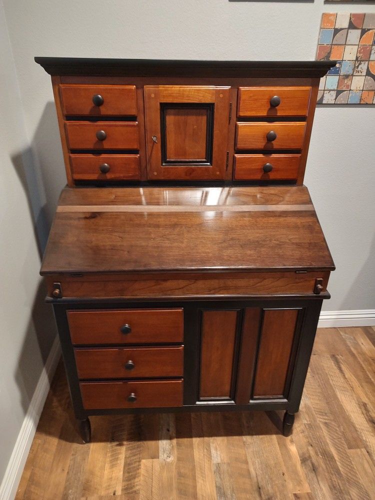 Vintage lexington sale desk