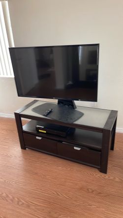 Tv dvd tape player 50in Lg tv Sony dvd tape player and tv stand