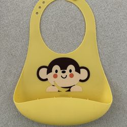Silicone Feeding Bib with Food Catcher Pocket