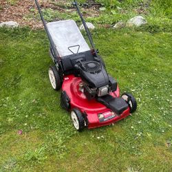 Toro self-propelled lawnmower