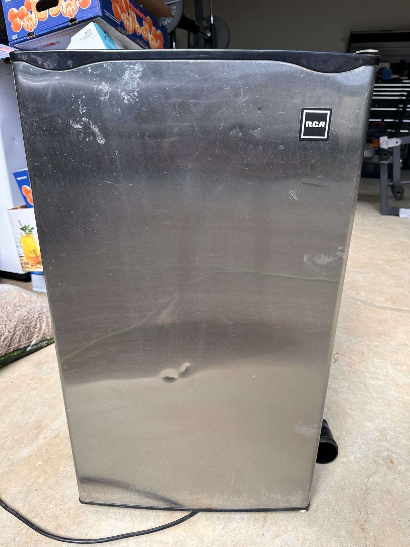 RCA Mini Fridge