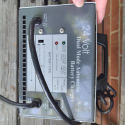 Battery Charger 