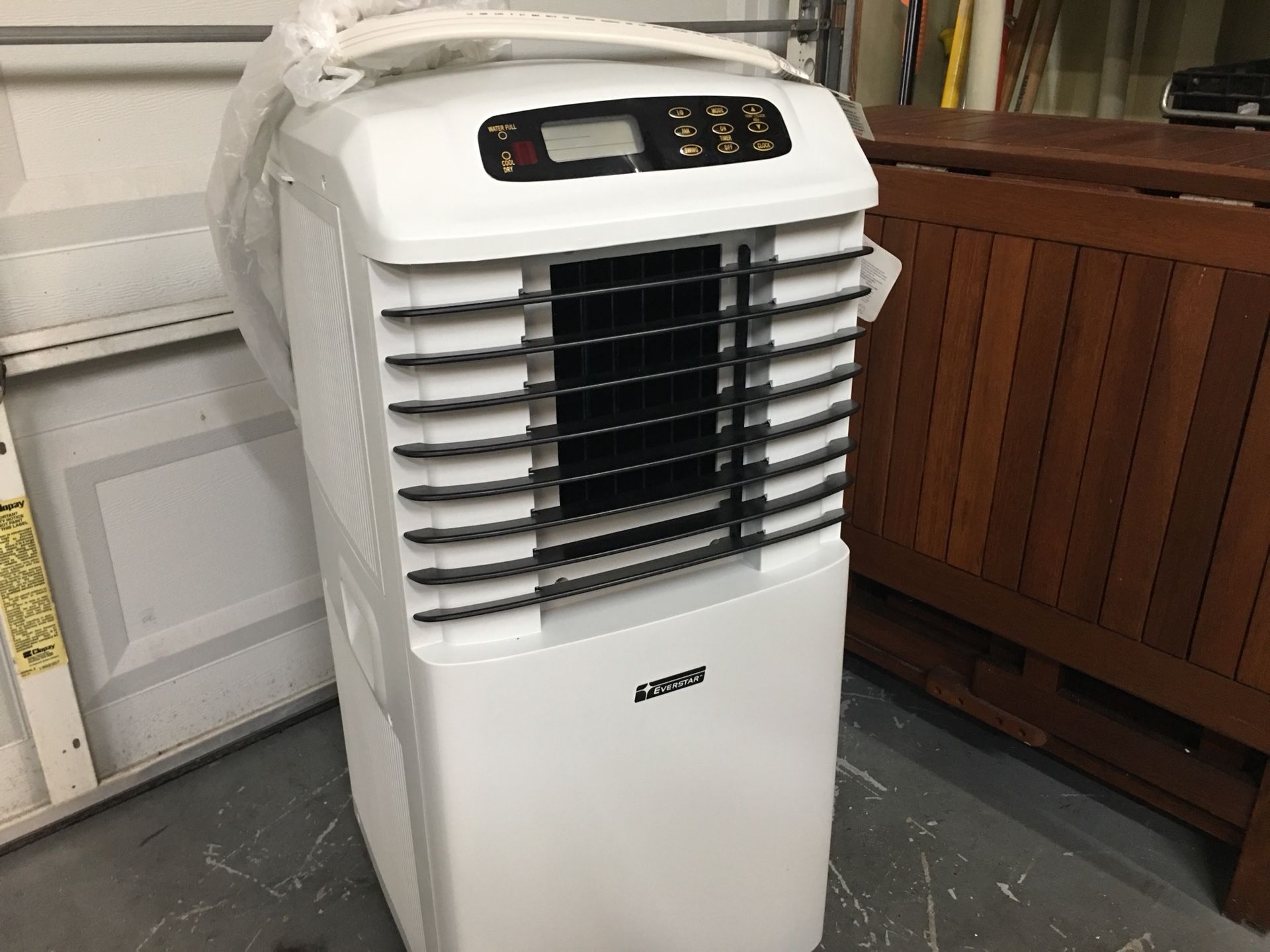Portable Air conditioner *Everstar model MPA-08CR