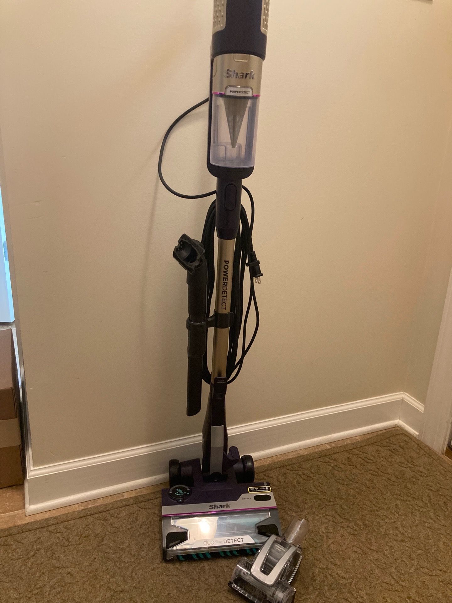 SHARK PowerDetect Corded Stick Vacuum