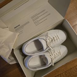 Koio size 9. Used for a day