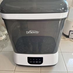 Bottle sterilizer and dryer