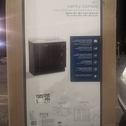 Glacier Bay Vanity Combo