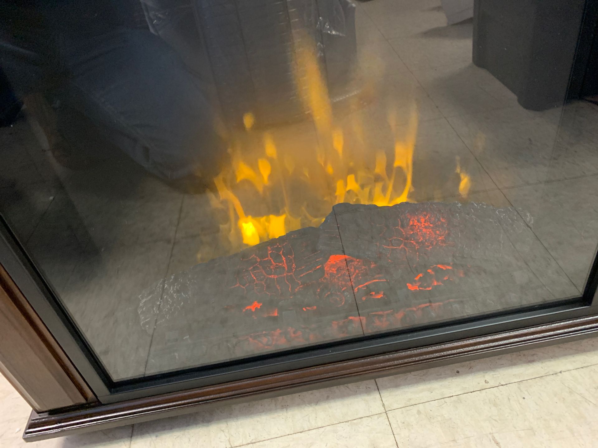 Green touch flagler 31.5” rolling fireplace with infrared electric heater—  new!! for Sale in Sacramento, CA - OfferUp