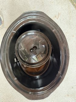 Slow cooker
