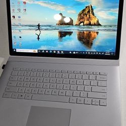 Surface Book 2 15" i7 16GB Ram 256gbs SSD Win 10