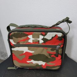 Under Armour Scrimmage Lunch Box