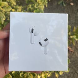 AirPods generation 3