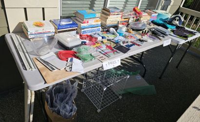 Free Stuff - Lots of Books and Misc (NE Lake Stevens / Granite Falls)