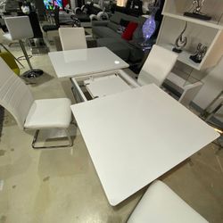 Expandable White Glossy Dining Table 58/74x35