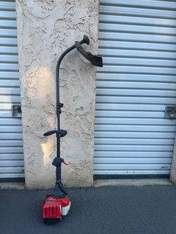 Craftsman Gas Weed Eater / String Trimmer