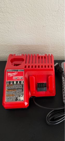 Milwaukee M18/M12 Charger