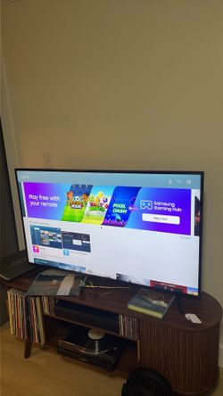 Samsung 50” 4K Smart TV