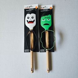 Halloween Spatula & Cookie Cutter Sets NEW