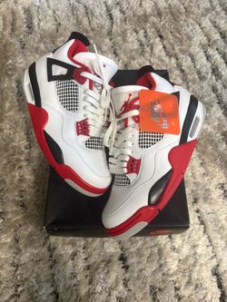 Jordan 4 Fire Red Size 8.5 100% Authentic