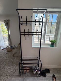 Combined shoe and coat rack