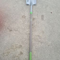 Ames 46.5" digging shovel