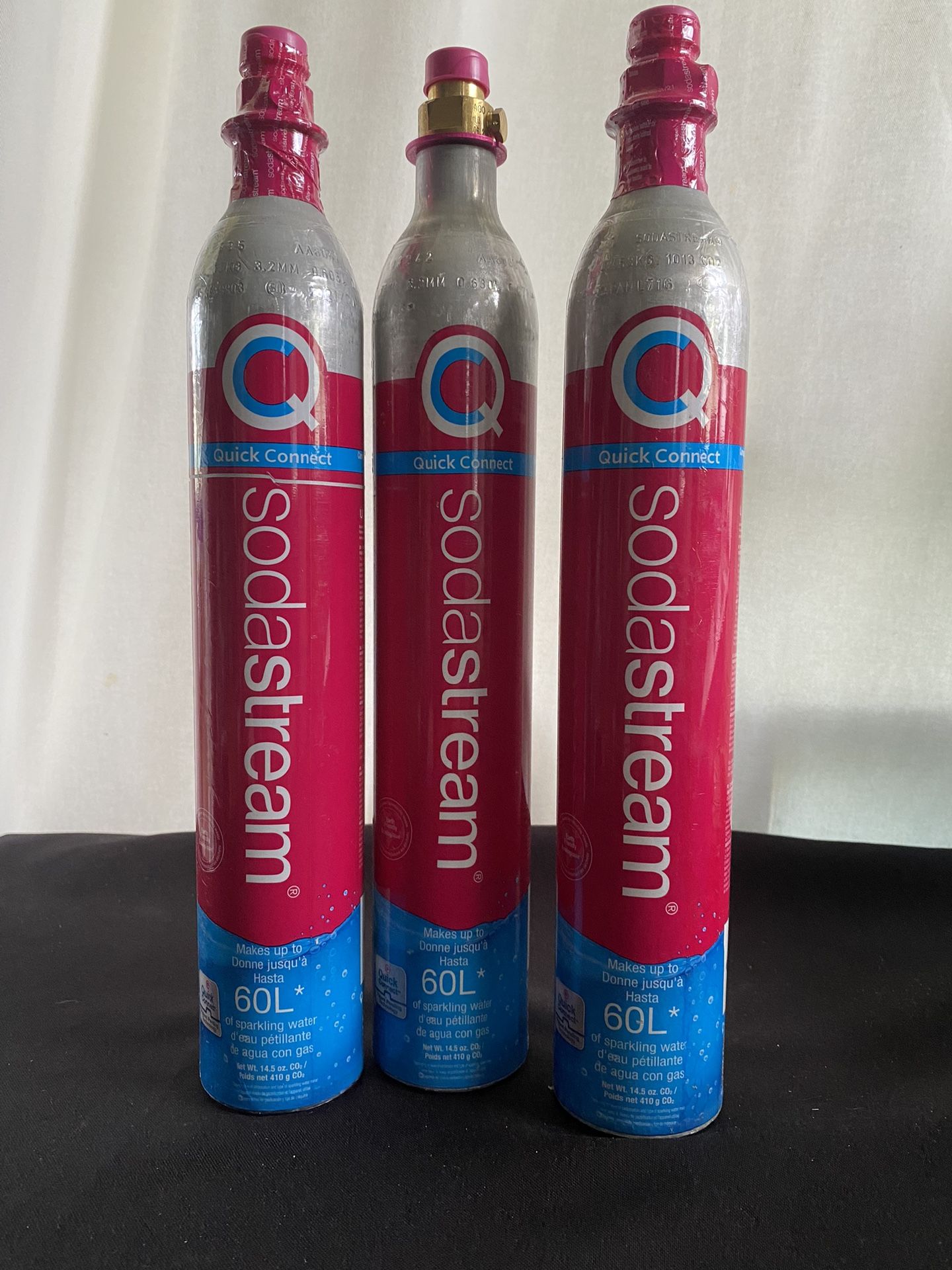 Soda Stream CO2 Refill Quick Connect Pink System: Set Of 3 Bottles 60L (Brand New) ($100 Retail)