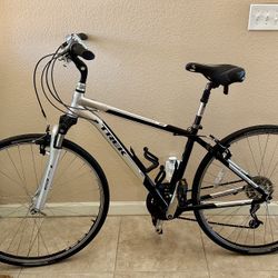Trek Verve 2 hybrid Bike
