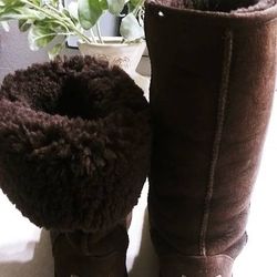 Ugg Boots Womens Size 5 Calf Height Chocolate Brown