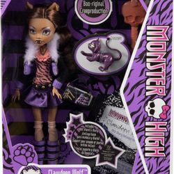 Monster High Clawdeen Wolf Reproduction Doll
