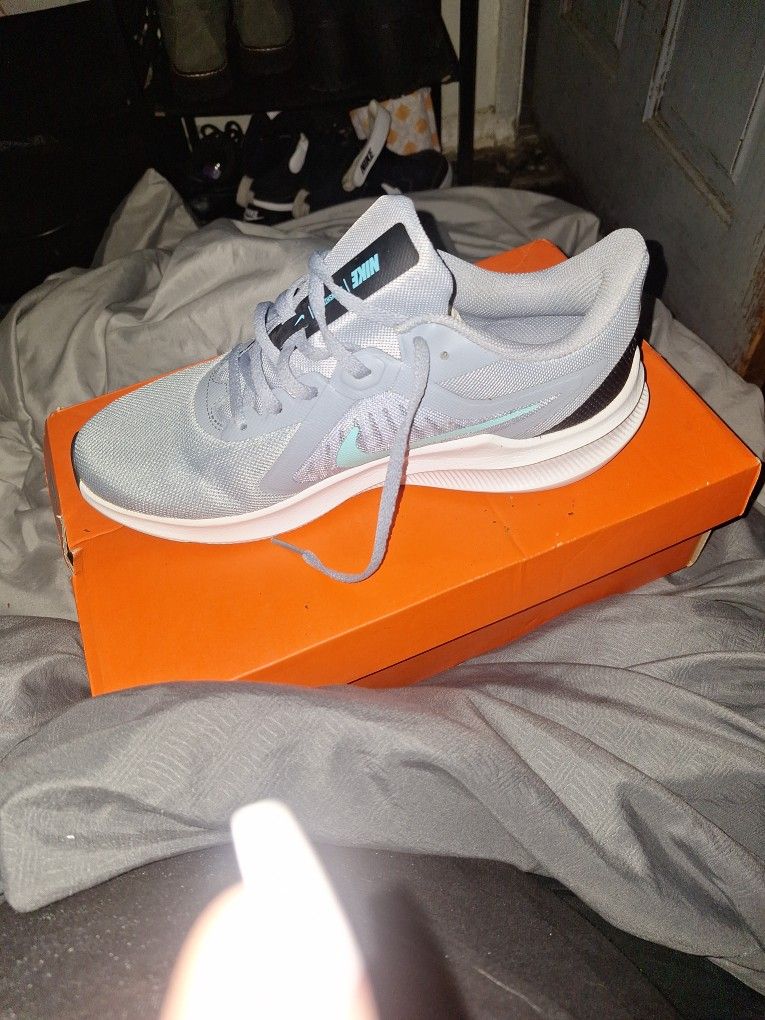 Nike Downshifters