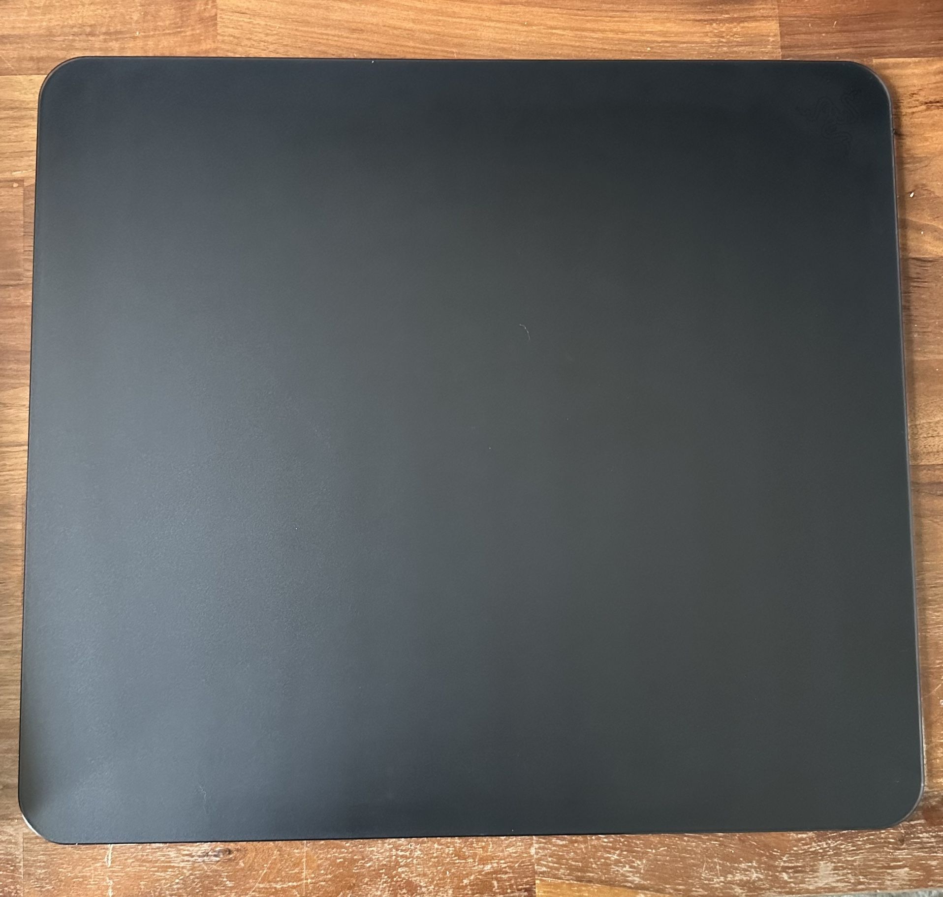 Razer Atlas Tempered Glass Gaming Mouse Mat