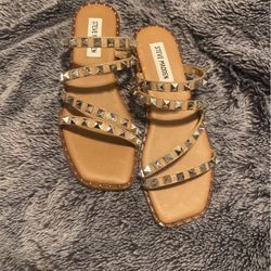 New Steve Madden Skyler Sandals