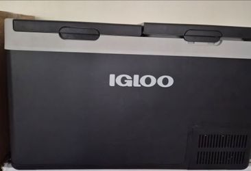 Igloo Electric Cooler 80DZ