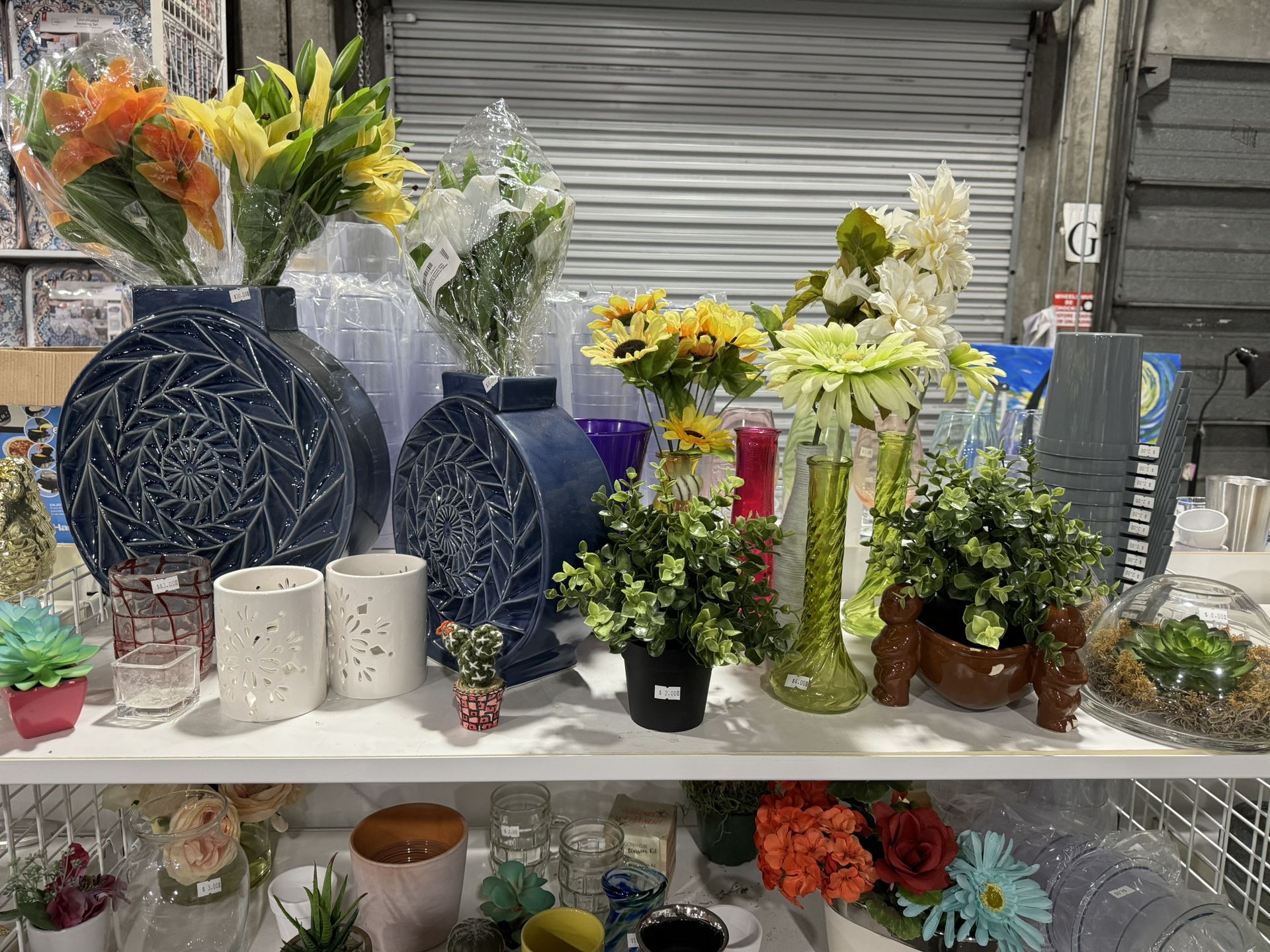 Vases And Flowers 