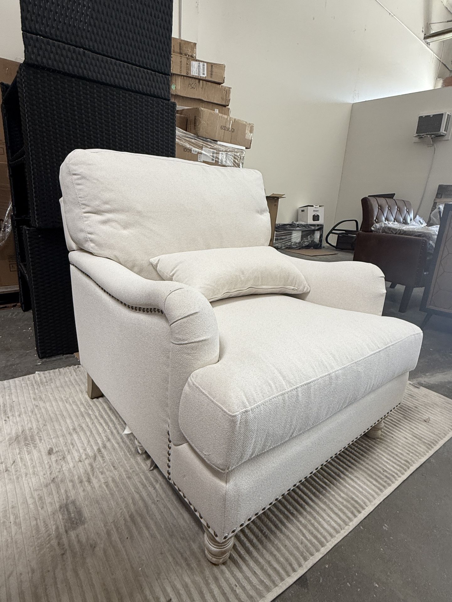 Comfy Accent Chair, Mid-Century Modern Fabric Living Room Chair Reading Chair with Soft Cushion, Nailhead Trim & Rolled Armrest, Arm Chair Sofa Chairs