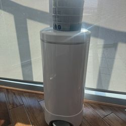 Munchkin Step Diaper Pail & 5 Refill Rings 