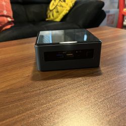 Intel NUC Mini PC
