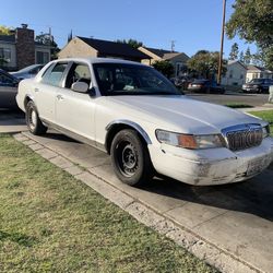 2001 Mercury Grand Marquis