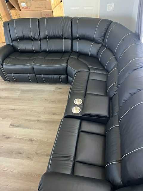 New Power 3 Recliner Sectional Couch! Free Delivery 🚚!