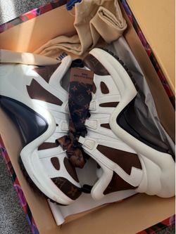 Almost new lv shoes