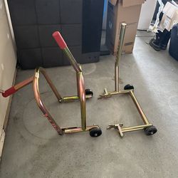 Pit Bull Motorcycle stand