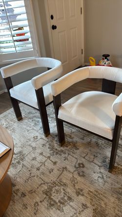 Set of 2 White Upholstered Accent Chairs