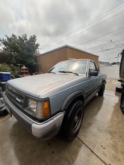 1985 Mazda B2000